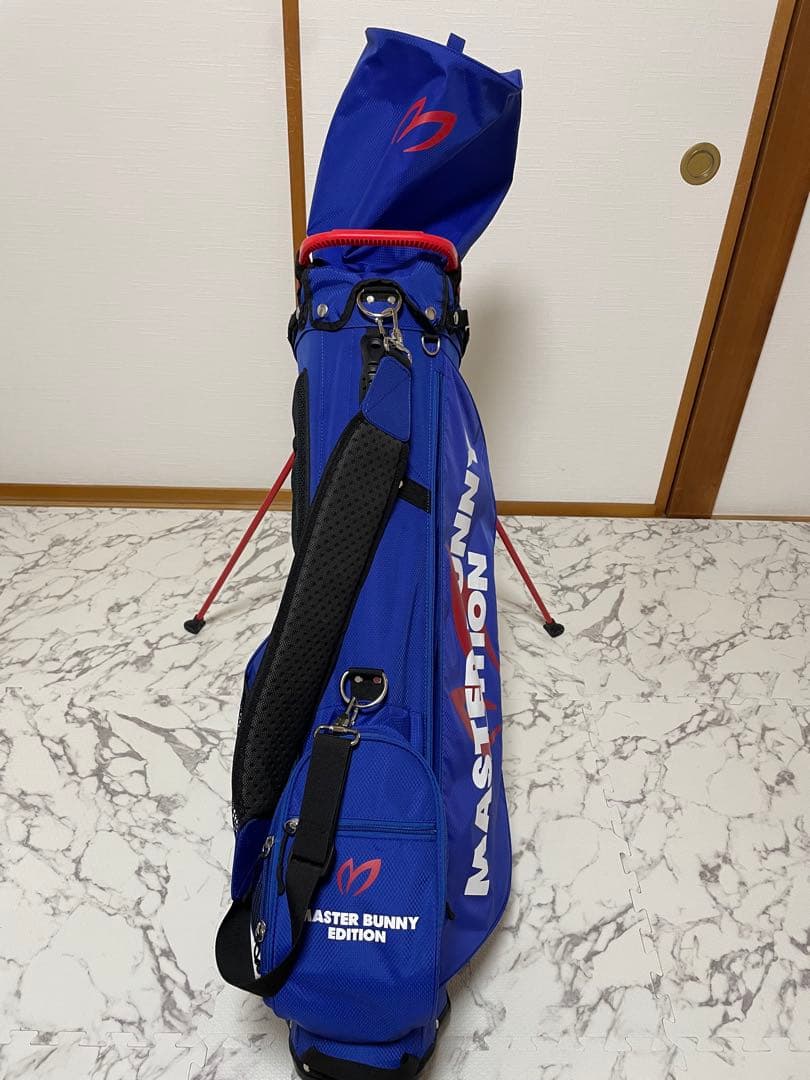 MASTER BUNNY EDITION 軽量　スタンド付き　キャディーバッグ