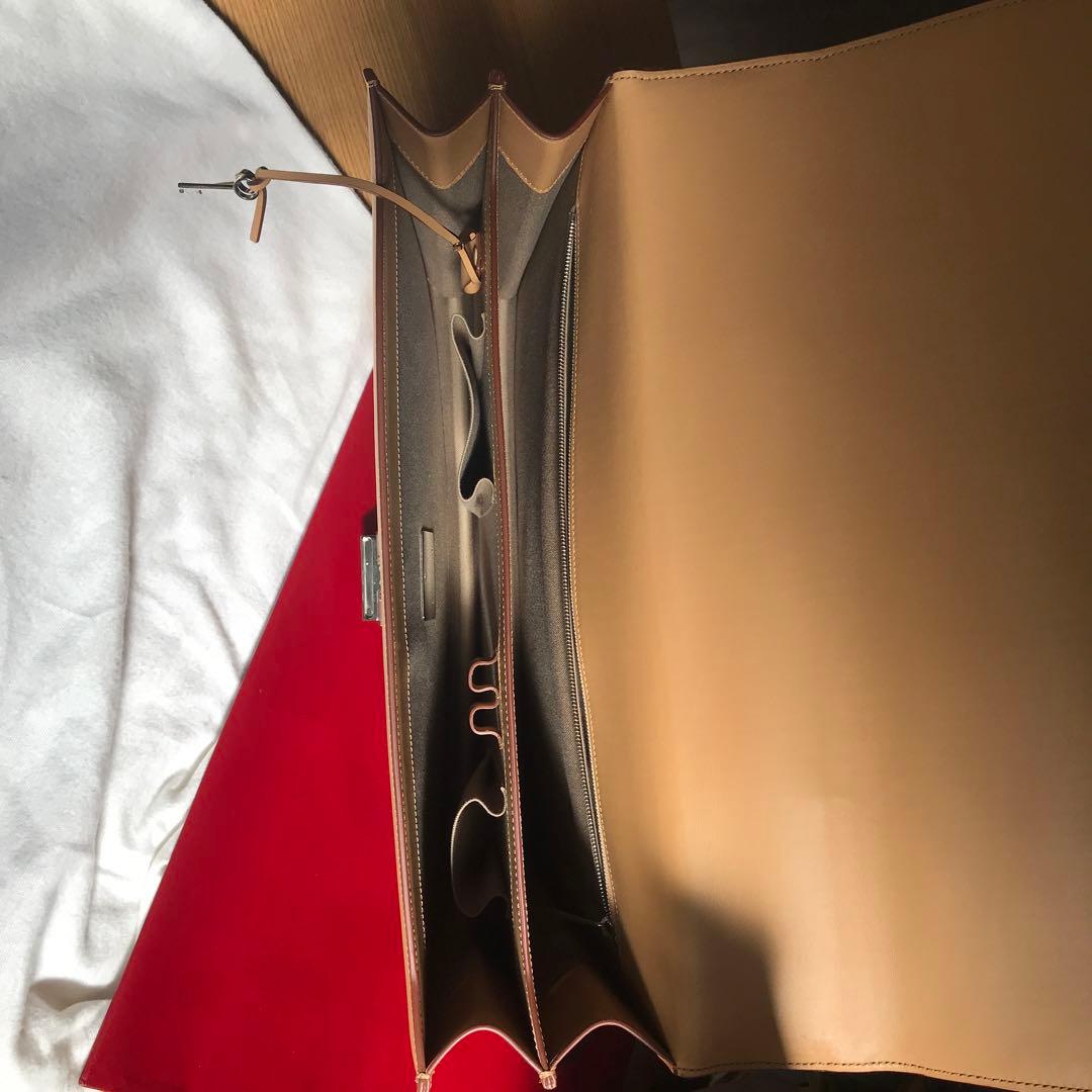 カルティエCartier マストライン　カーフブリーフケース　ライトブラウン