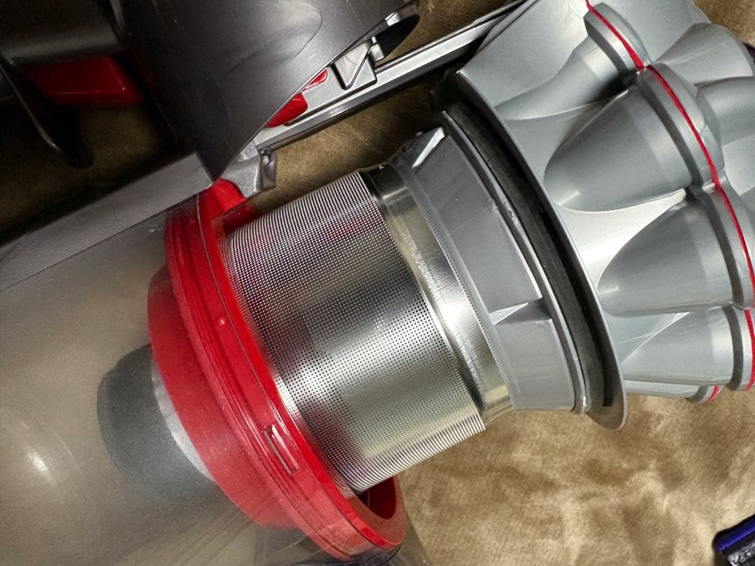 Dyson V7 Advanced コードレスクリーナー ダイソン かまいたち