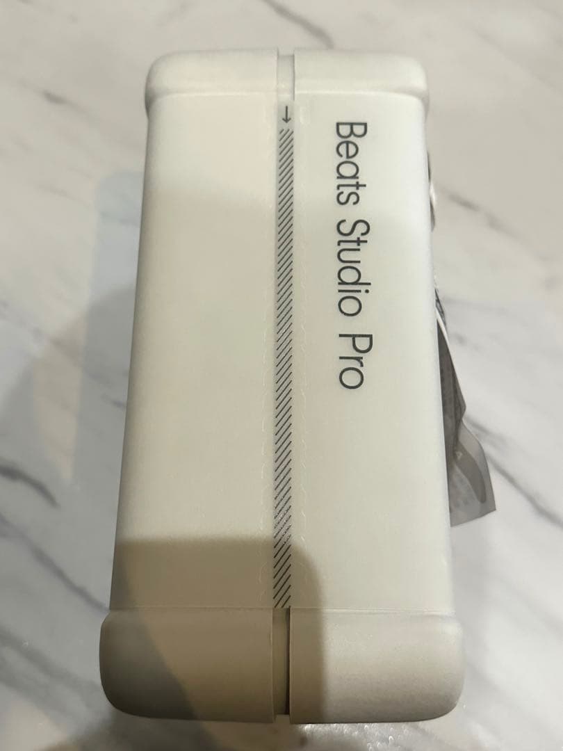 Beats Studio Pro ホワイト　新品未開封