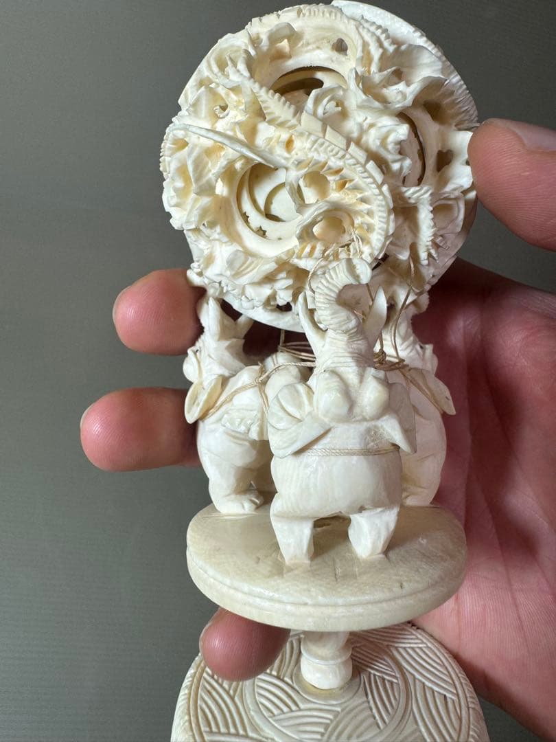 2736 中国美術 天球 多層球　龍の置物 象の置物 精密彫刻　工芸品