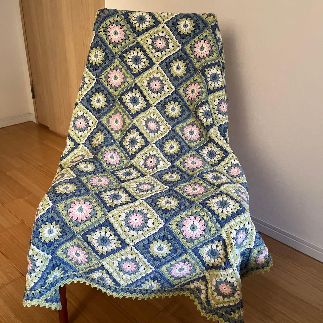 『ブランケット〈睡蓮〉』ホビーラホビーレ〜手編み〜マルチカバー