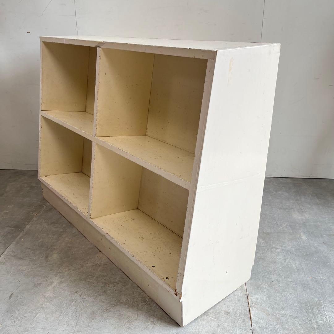 ヴィンテージ シャビー 本棚 チェスト 棚 飾り棚 ホワイト レトロ