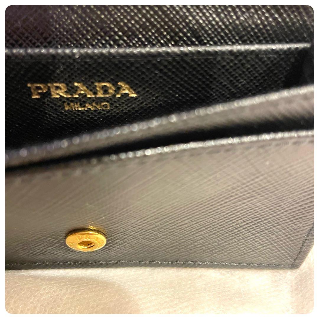 新品未使用✨　プラダ カードケース　名刺入れ ギャランティカード　箱付き