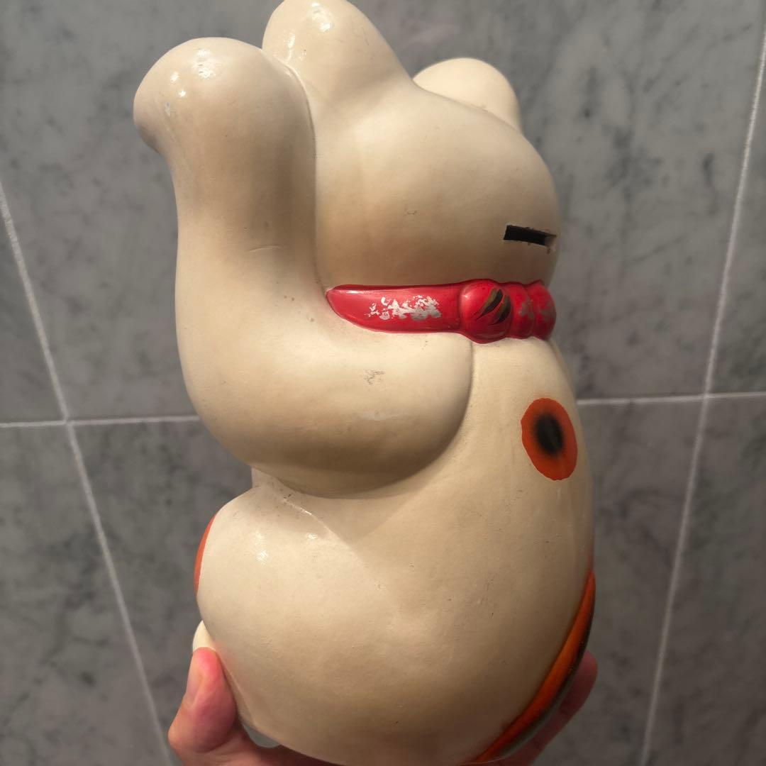 ヴィンテージ手描きの瞳が美しい三毛猫の招き猫