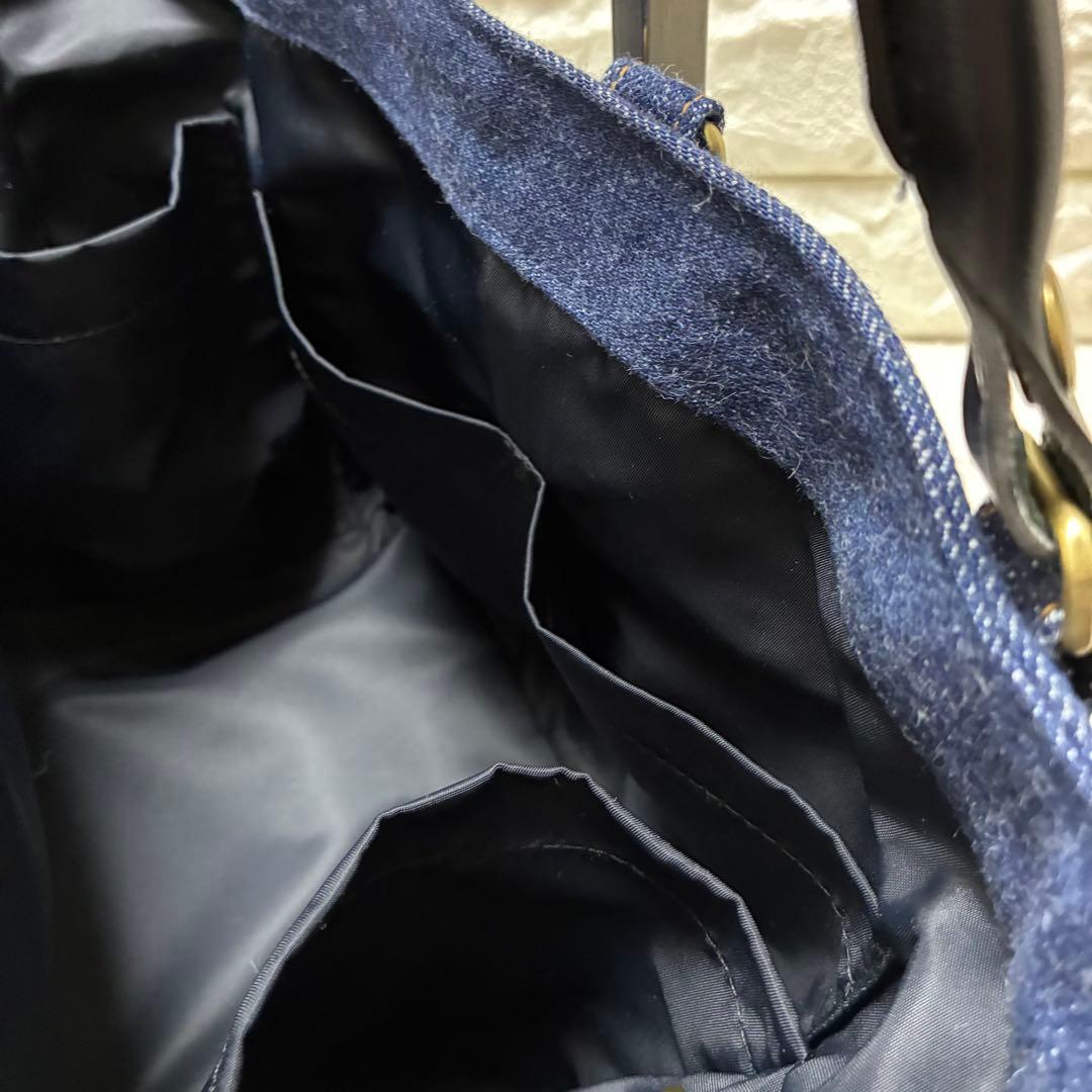 デニムリメイク　濃い色デニムとグレーファーのキューブバック　合皮持ち手・底横長