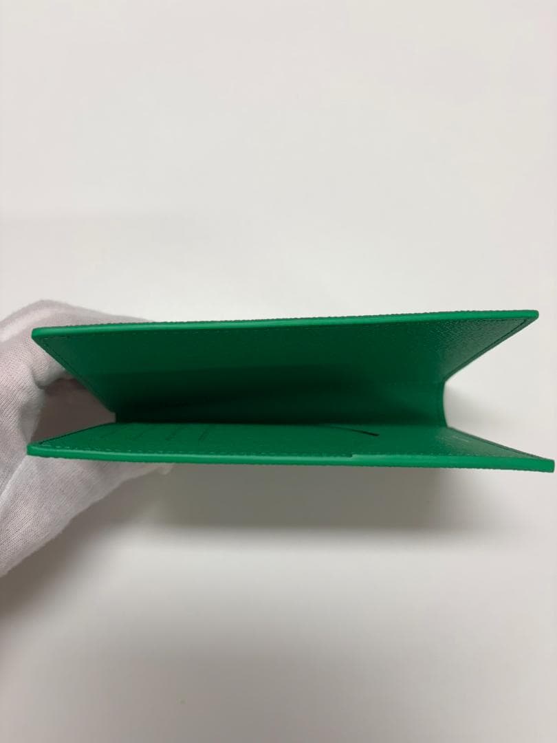 【新品未使用】Louis Vuitton パスポートケース M14875