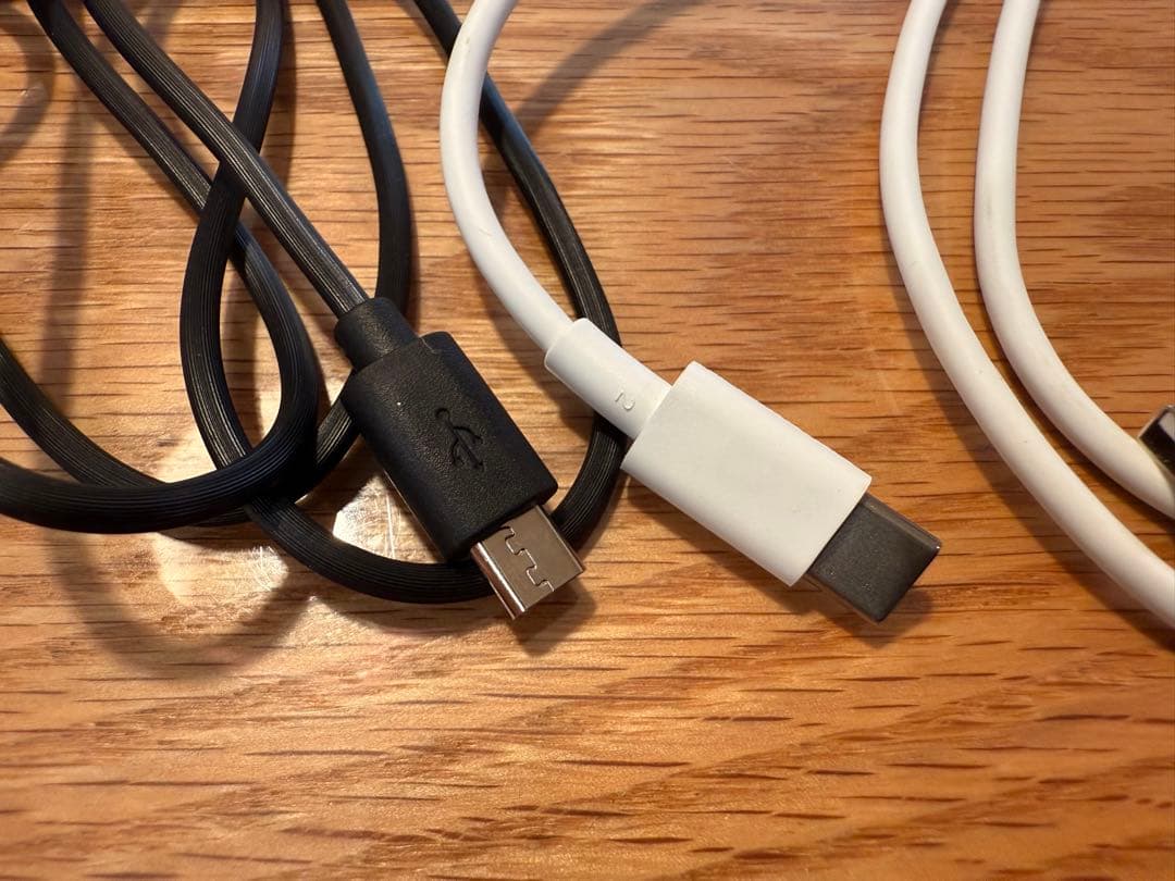 【美品】Amazonベーシック モニターアーム シングル-ディスプレイタイプ