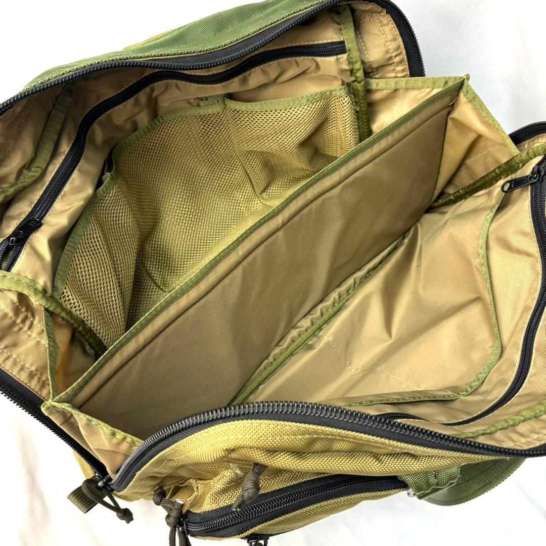 極美品★ブリーフィング A4ライナー 2way ビジネスバッグ ショルダー紐