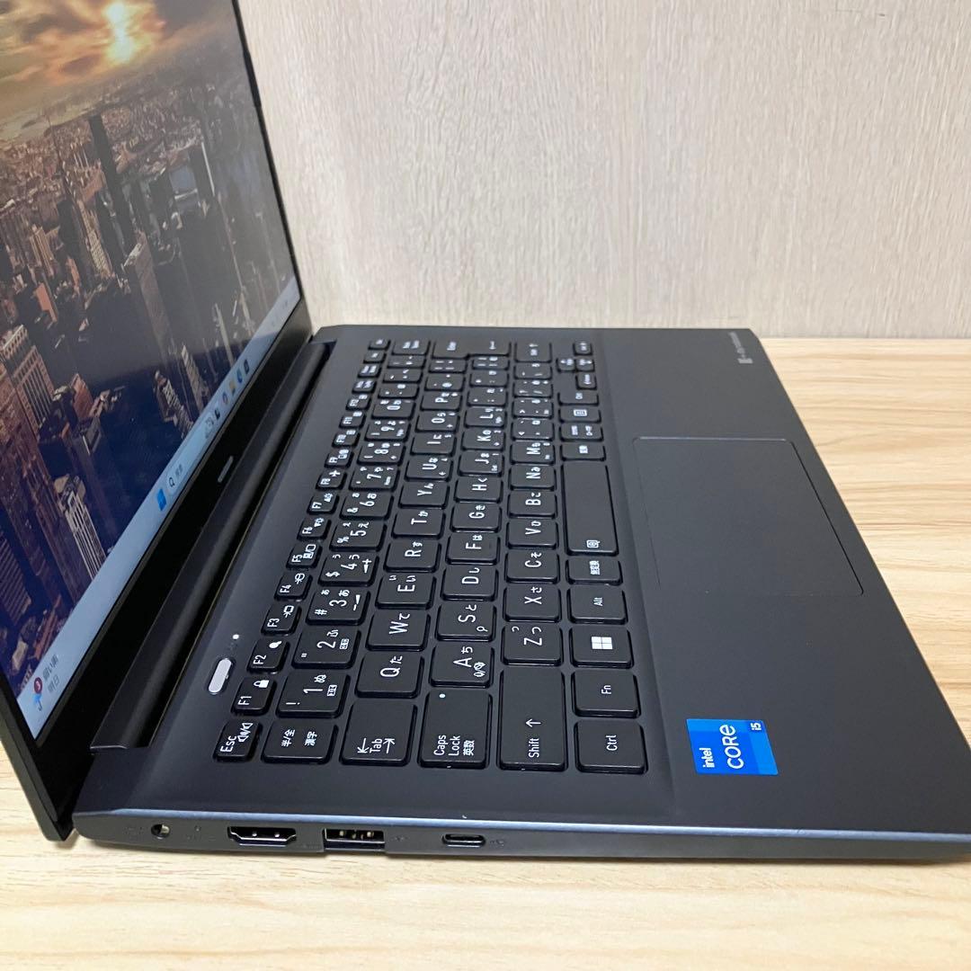 第12世代！ dynabook S73/KU 2022年製 バッテリー優良 i5