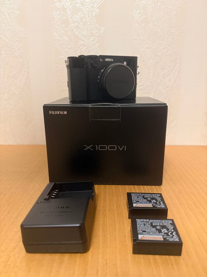 FUJIFILM X100VI 純正充電器・追加バッテリー ヨドバシ延長保証付