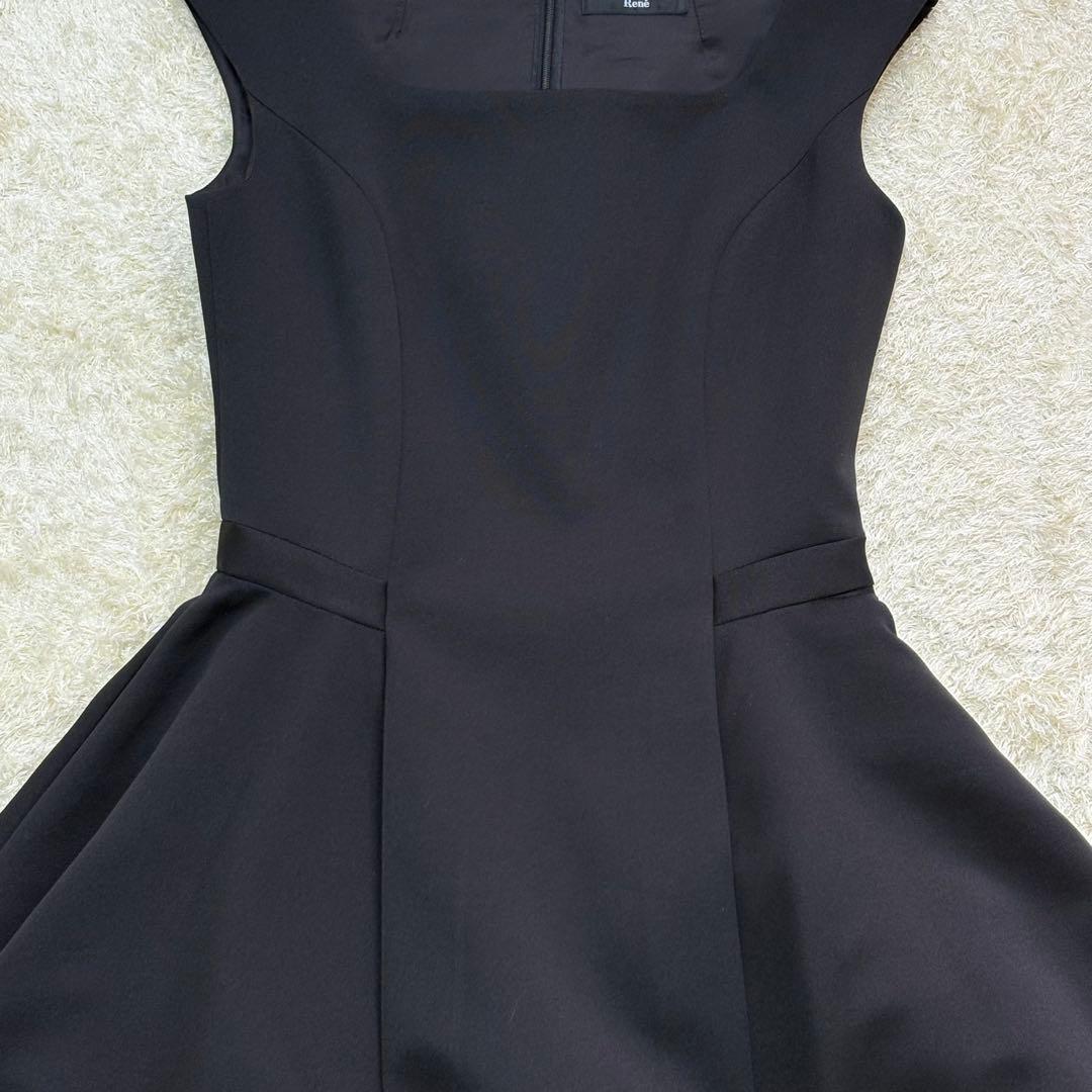 【美品】ルネ　ワンピース　ブラック　34　フレア　Aライン　ひざ丈