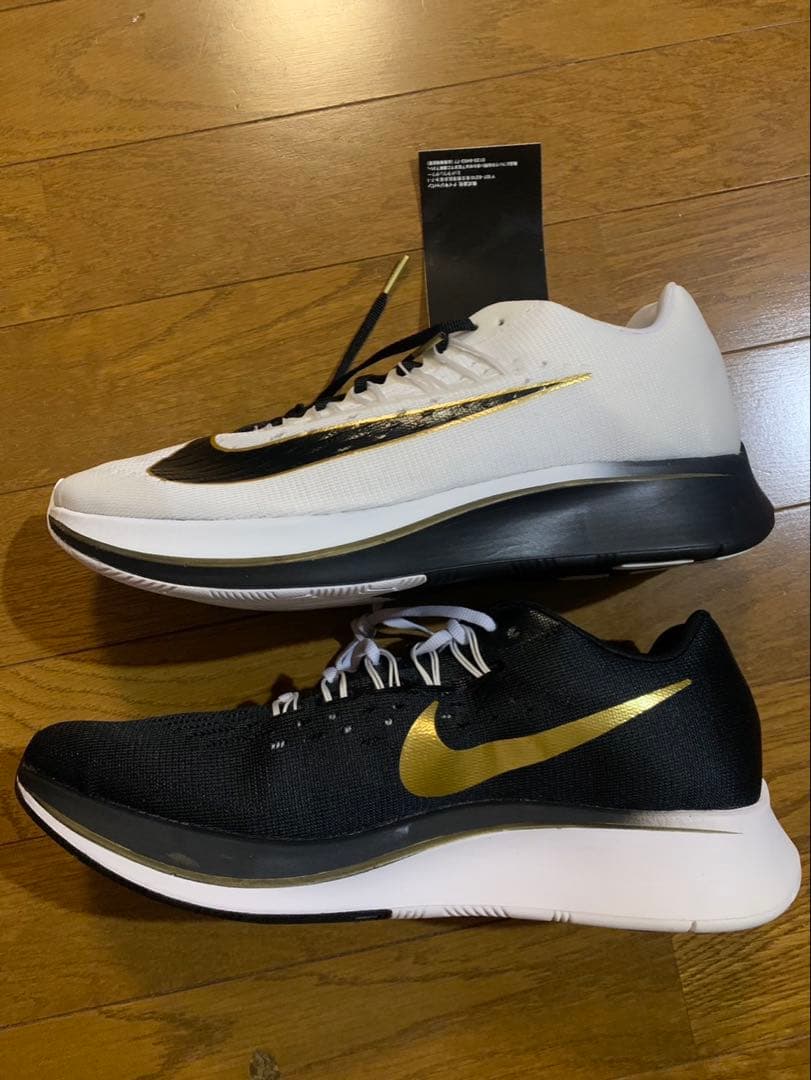 スパイク・シューズ Nike Zoom Fly Mismatched