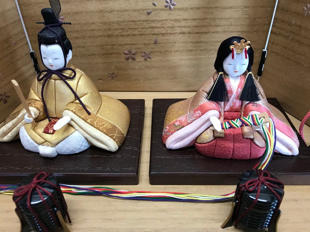お雛様　箔一の金箔布の木目込　舞姫