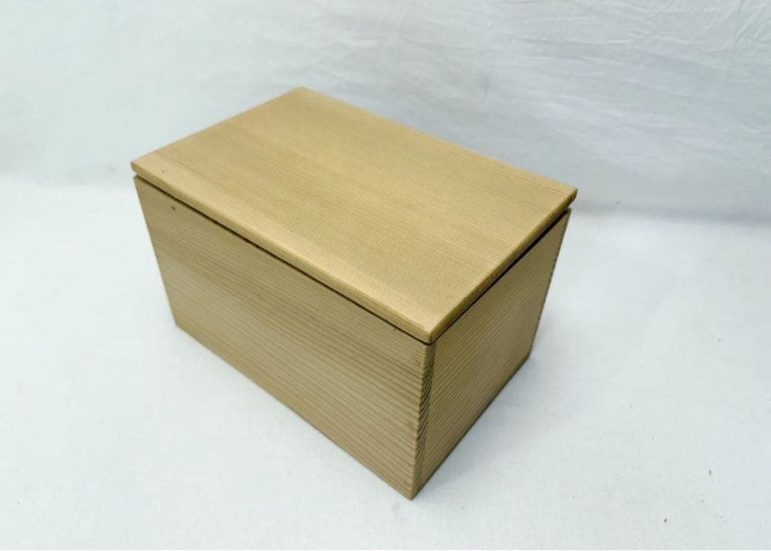 ほぼ未使用 懐石道具 木製黒塗 吸物椀 金彩松葉見返し蒔絵 木箱