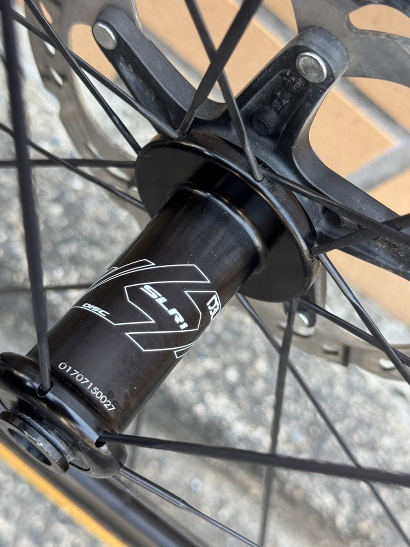 ジャイアント　SLR1 カーボンホイール　DISC シマノ　11/12速対応