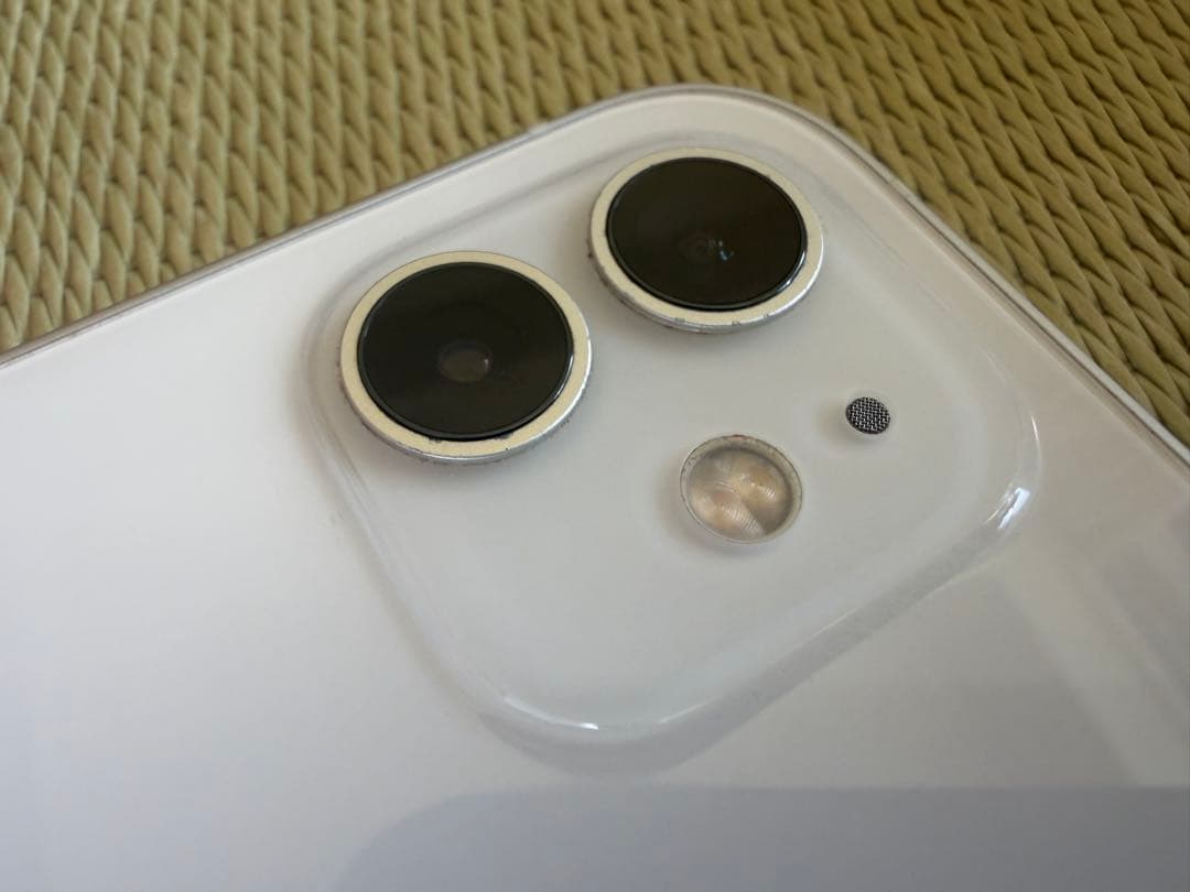 【箱あり】iPhone12 ホワイト 64GB docomo SIMフリー