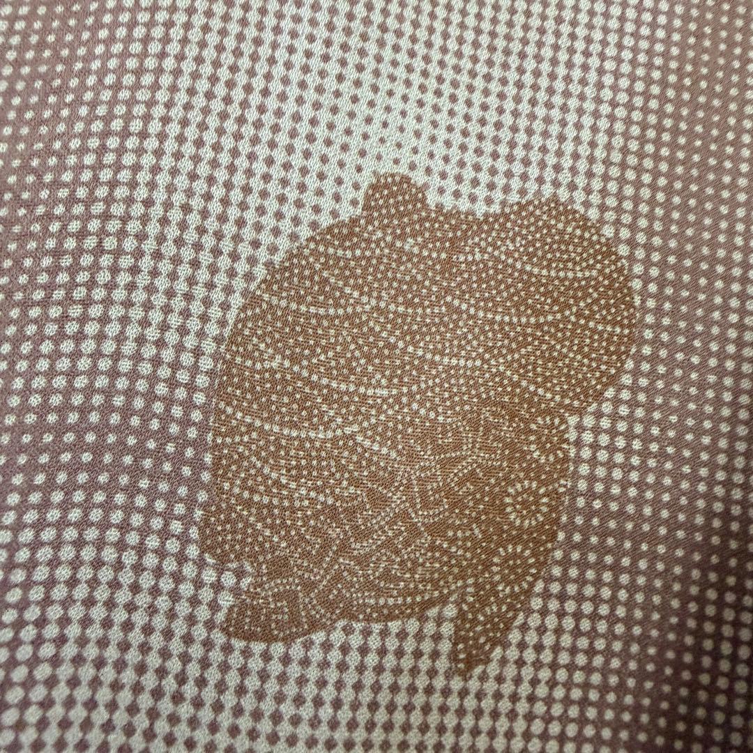 裄70 　身丈174 　身幅ゆったり　　　上質な小紋　パールトーン加工