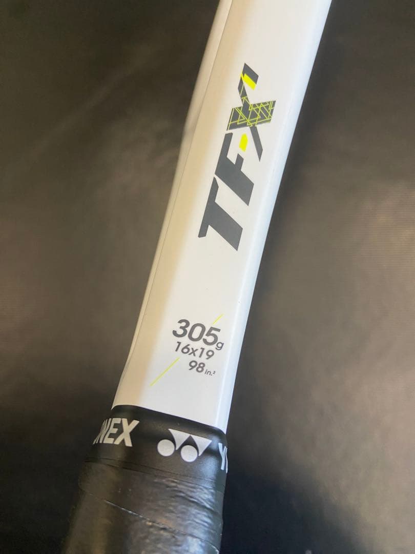 TECNIFIBRE TF-X1 305 グリップ2