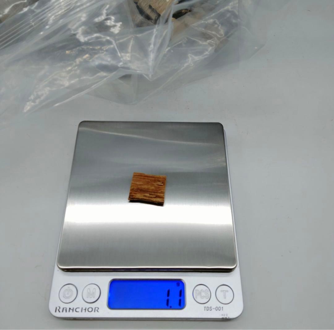 香木、沈香　約253グラム