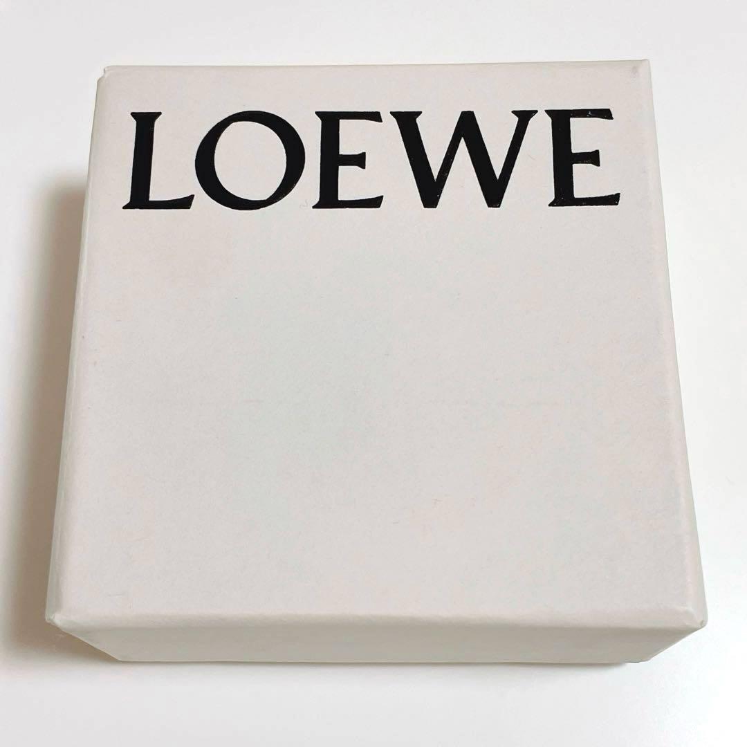 【美品】LOEWE アナグラム ブローチ ゴールド