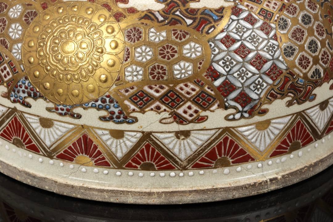 【極上薩摩焼】特大金襴手色絵 獅子 香炉 飾壺 陶器 骨董 古美術 アート 花瓶