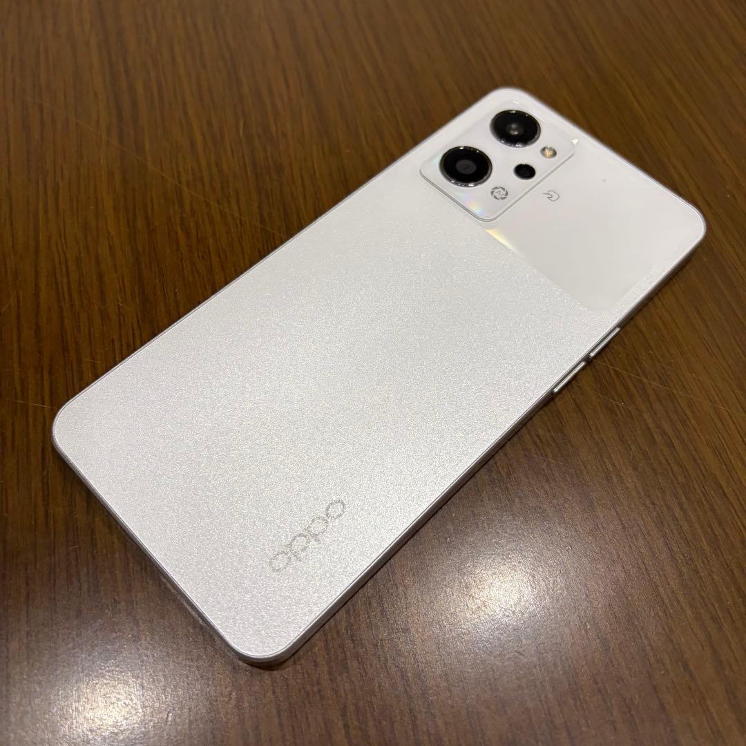 Oppo Reno9 A本体