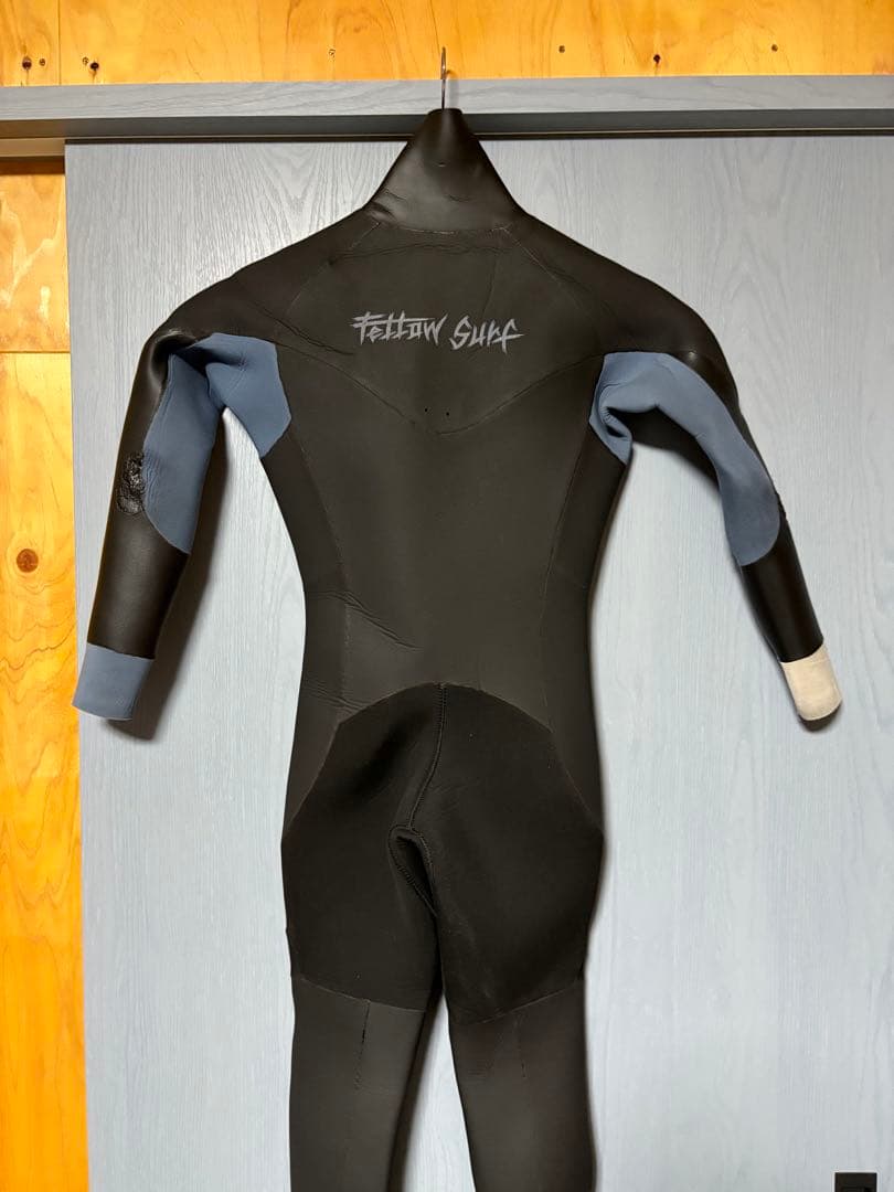FELLON SURF☆ウエットスーツ（140㎝）