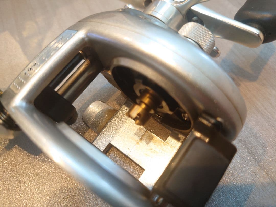 SHIMANO Scorpion nium Mg 00ベイトリール