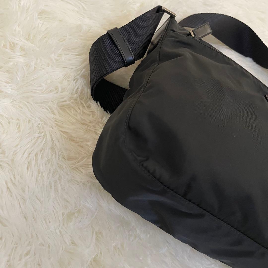 極美品 PRADA ショルダーバッグ カメラバッグ ナイロン レザー ブラック