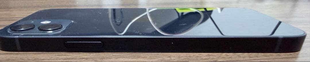 iPhone12 黒 64GB