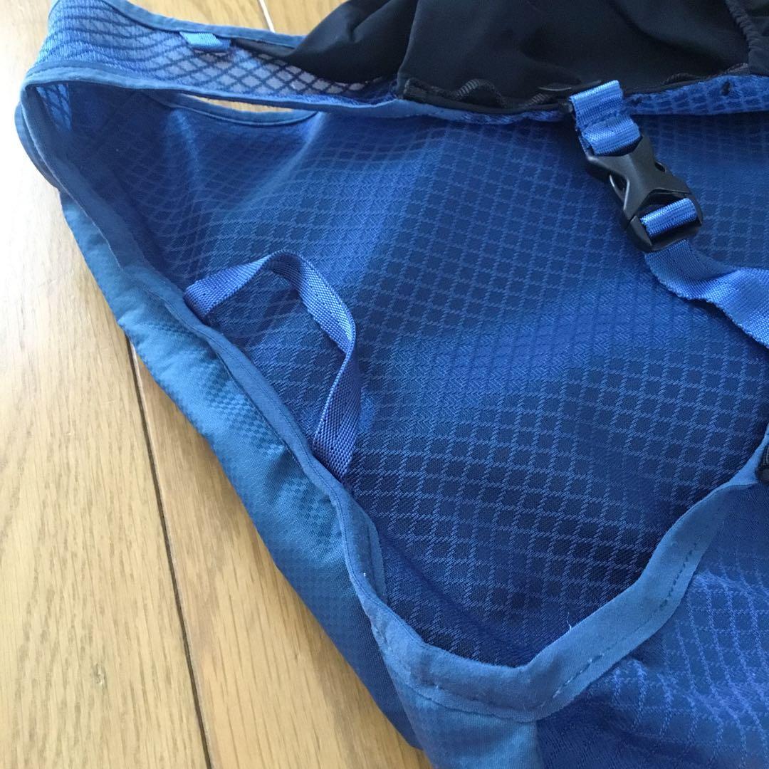 試着のみ　THE NORTH FACE TR10 ベスト