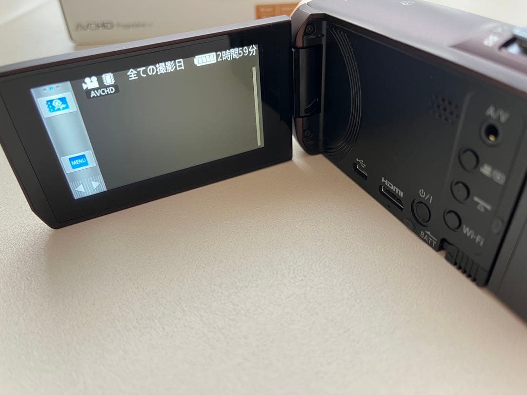 Panasonic フルHD デジタルハイビジョンビデオカメラHC-V550M