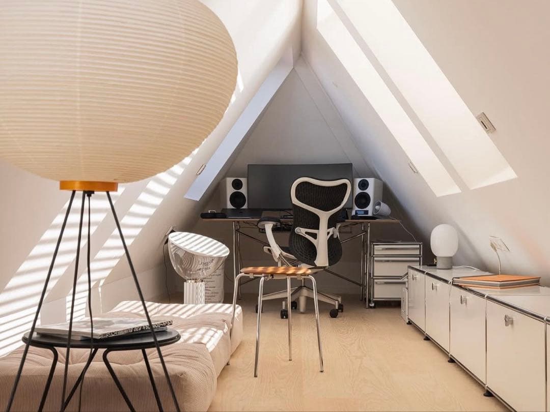 【新品】Fritz Hansen ドットスツール