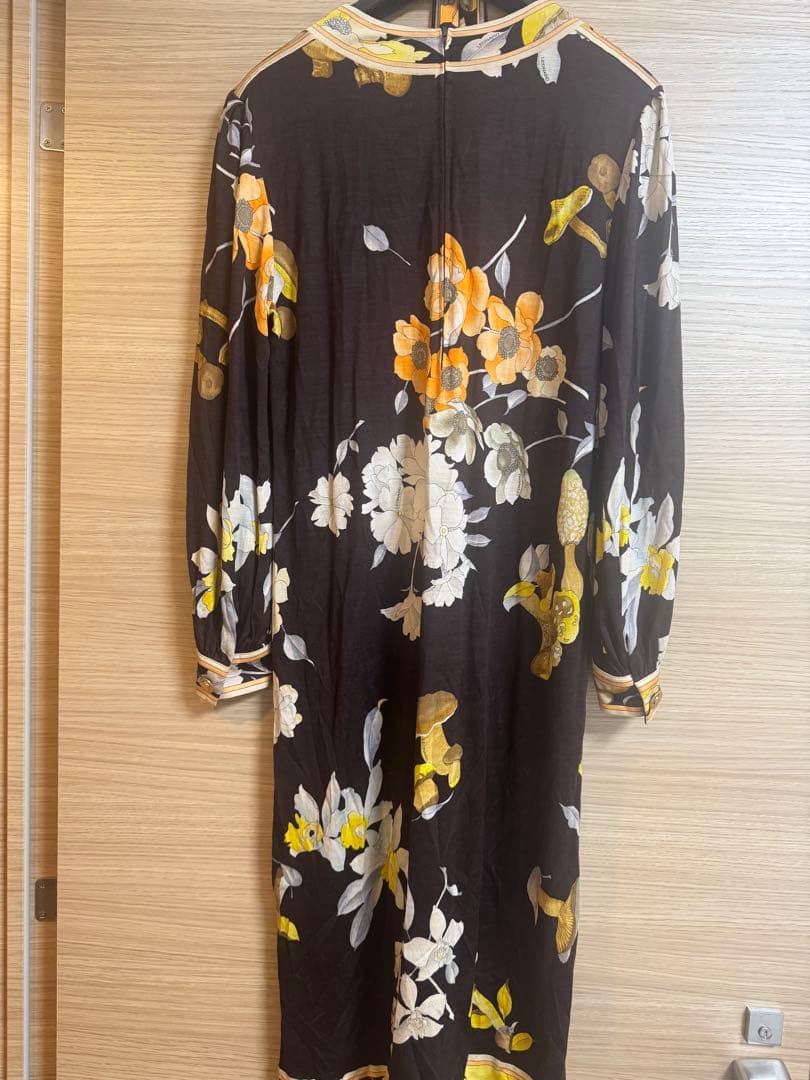 LEONARD 花柄長袖ワンピース 膝丈 茶 美品