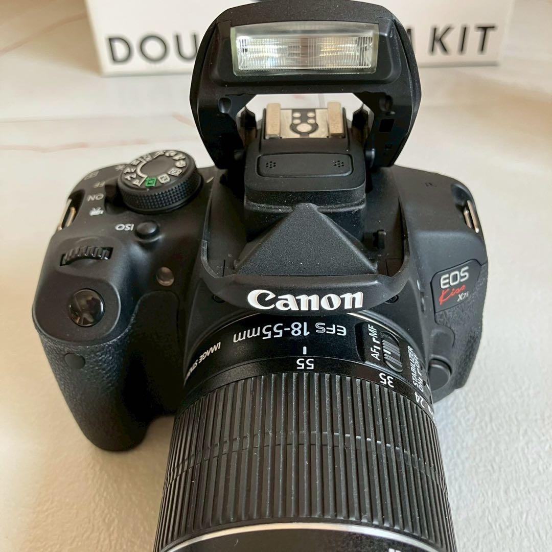 Canon EOS Kiss X7i ダブルズームキット ショット数2312回