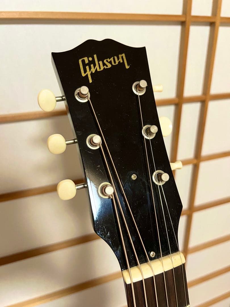 Gibson 1960s J-45 Custom Shop製