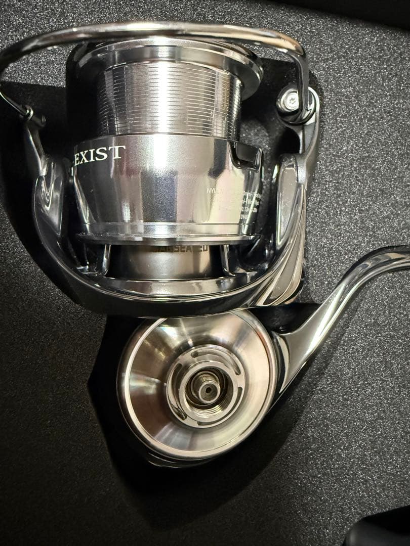 ダイワ イグジスト PC LT3000-XH リール DAIWA EXIST