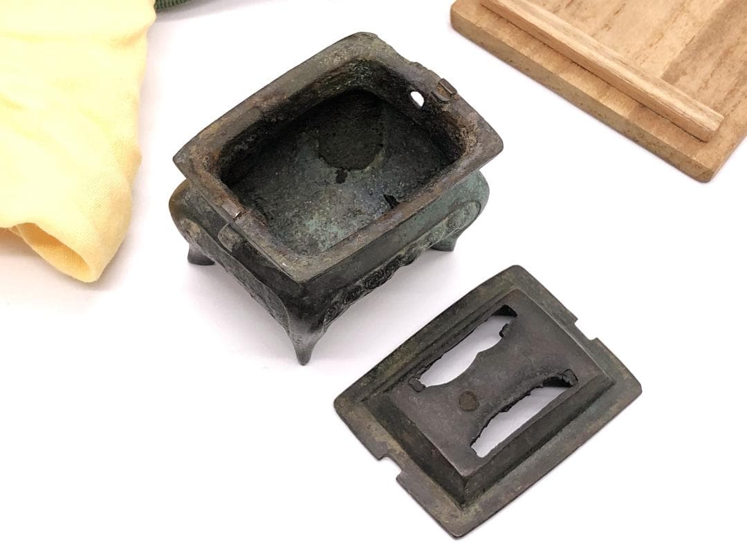 【 東周青銅香炉 】　方形獣胴四つ足　骨董・古玩　蔵出