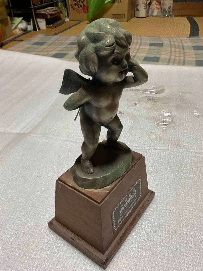 昭和55年9月29日／珍品・ほんものは誰だ！出場記念トロフィー【日本テレビ】。