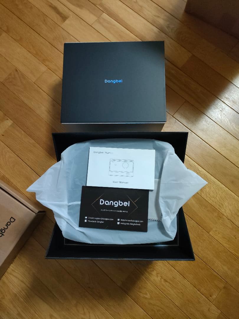 Dangbei DBX3 Pro4Kプロジェクター 本体 、台、ファイヤー4K付
