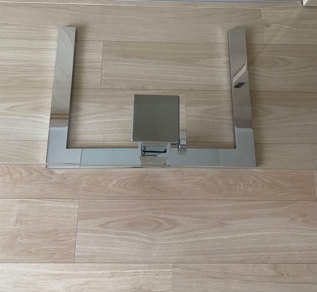 M*L様 ロルフベンツサイドテーブル ROLF BENZ ガラス天板の高さ調整可