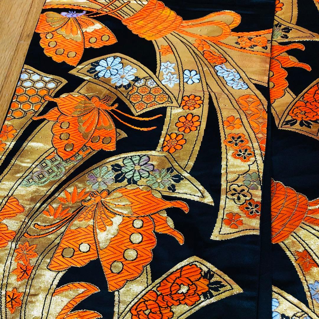 七五三七歳未使用着物‼️人気赤地暈し⭐︎薔薇金糸刺繍煌びやか際立つ⭐︎安心フルセット