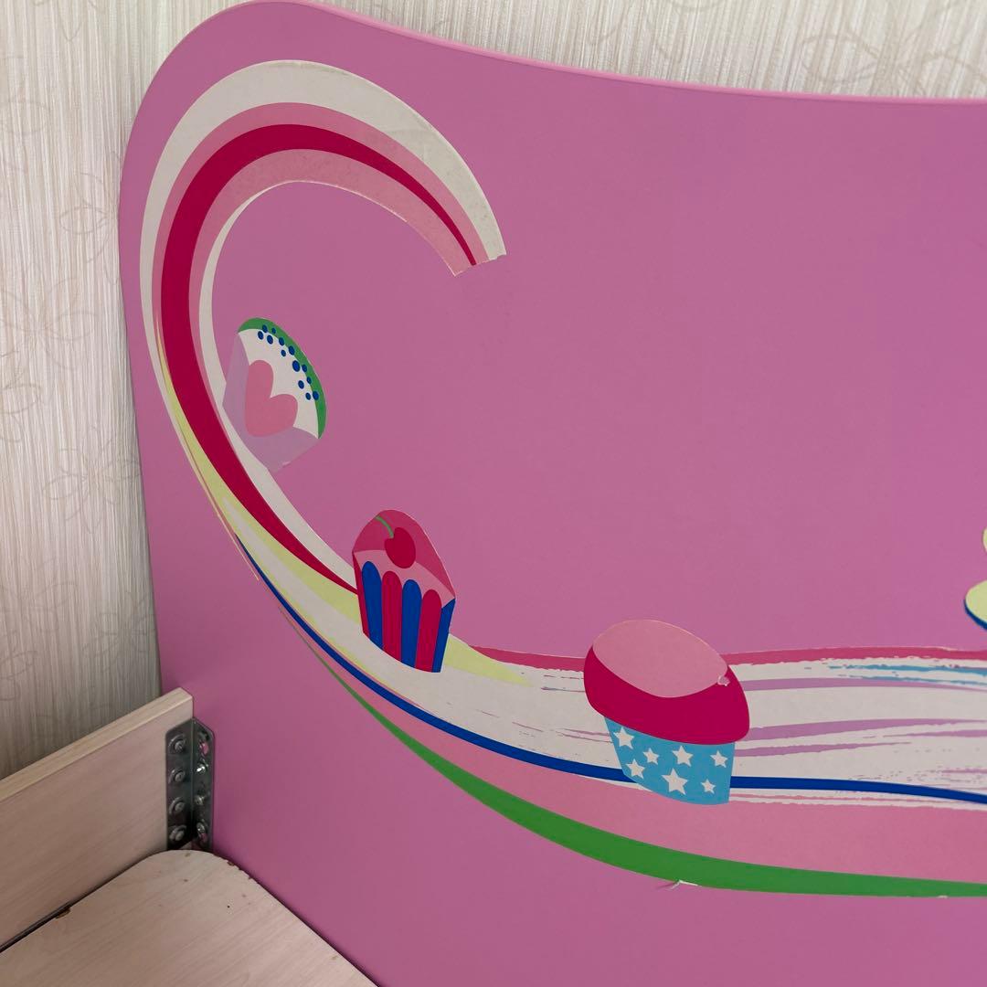 チレキ、ベッド