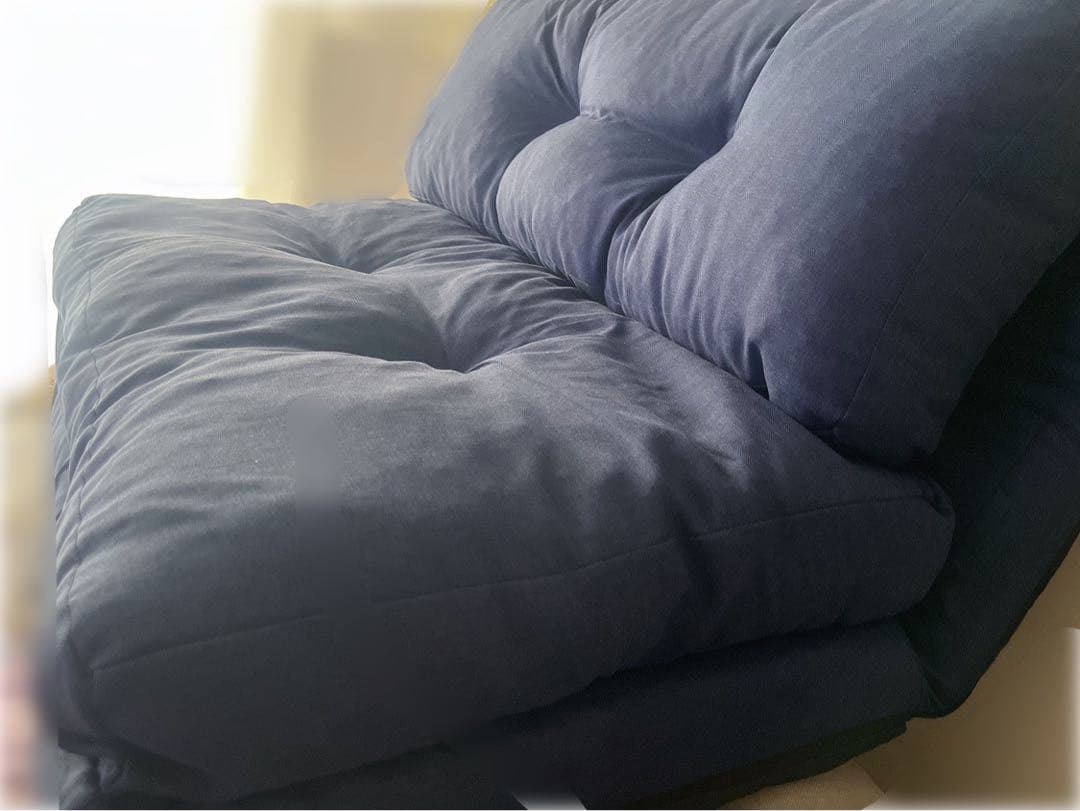 美品【2人掛け】折りたたみ ローソファベッド【ネイビー】