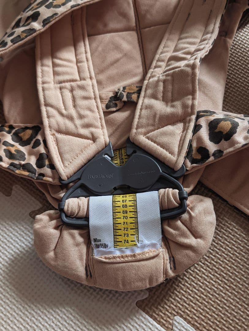 ベビービョルン / ベビーキャリア ヒョウ柄 レオパード 抱っこ紐