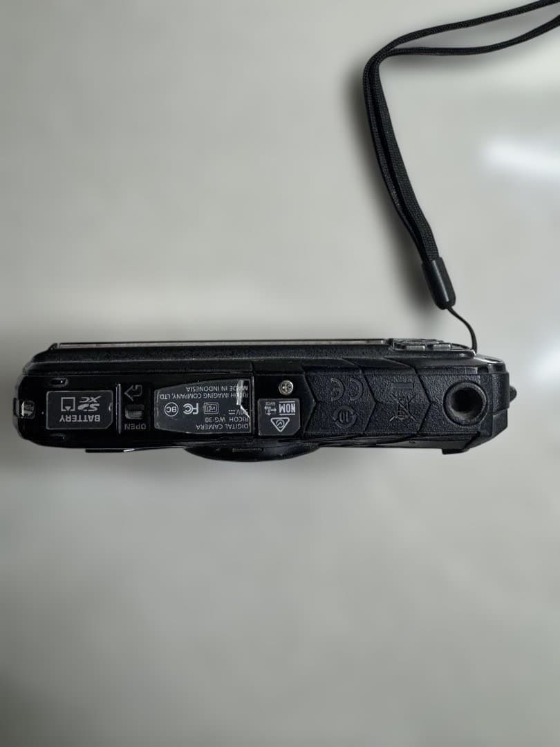 【32G SDカード付】動作確認済RICOH WG-30コンパクトデジタルカメラ