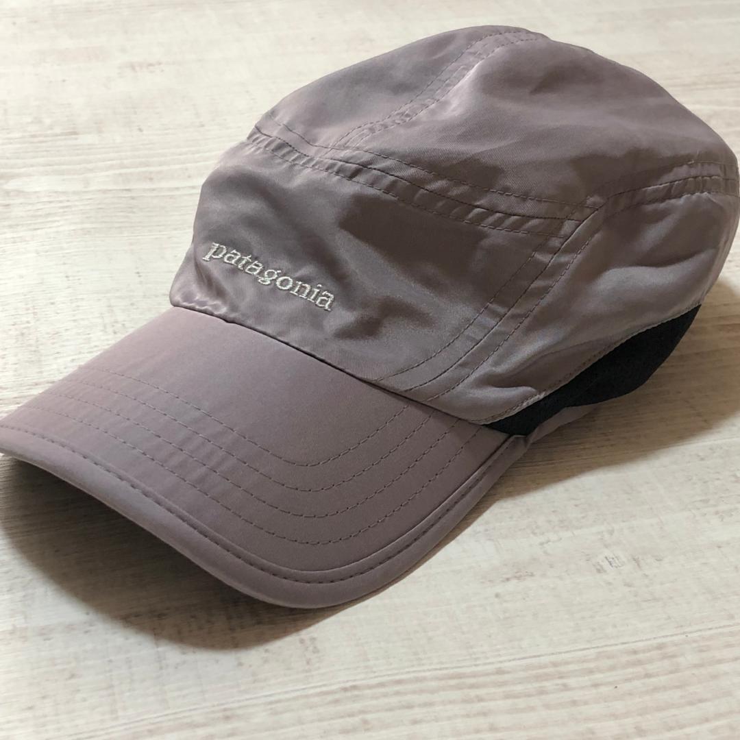 夏のランに最適‼️ パタゴニア ベロシティ・キャップ オシャレなシルバーグレー