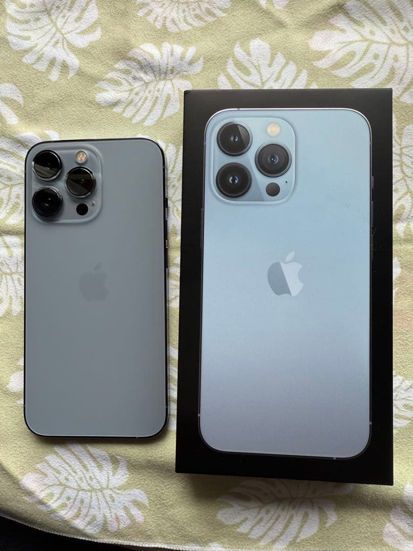 iPhone13pro SIMフリー256G