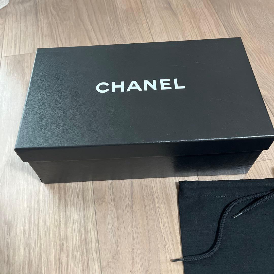 CHANEL ブラック ミュール 箱・保存袋付き